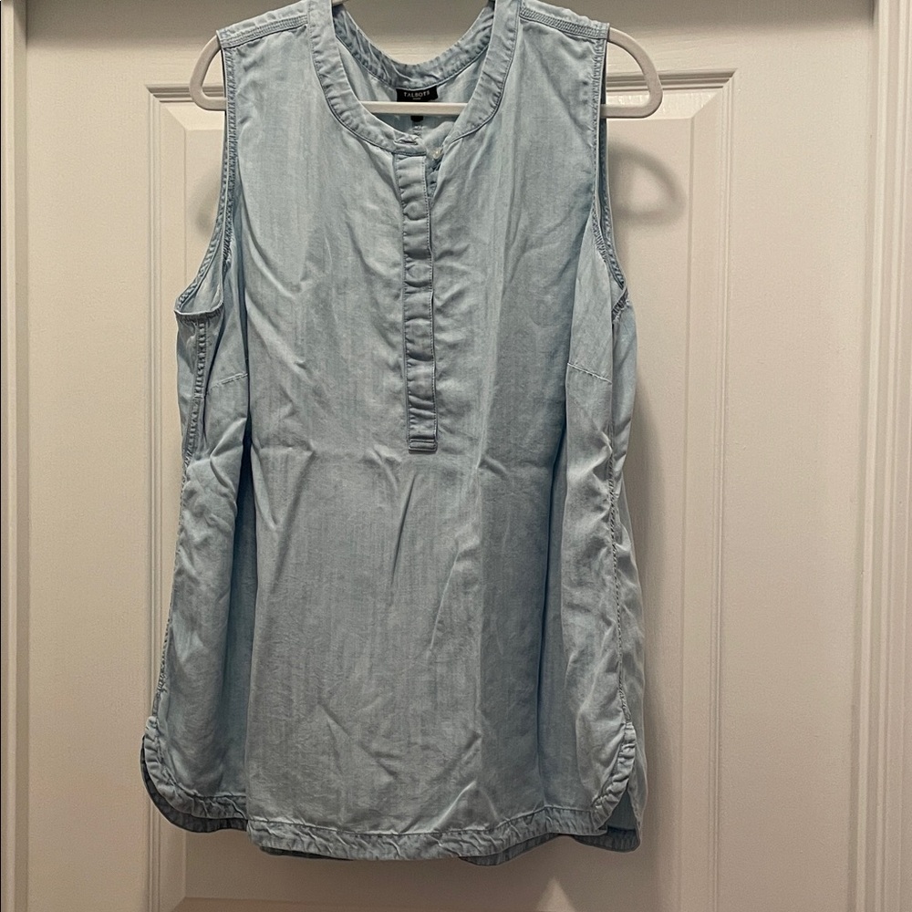 Talbots Light Blue Sleeveless‎ Blouse